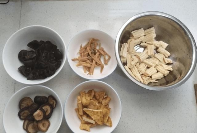 捞面条要搭配什么菜好吃呢?怎么做呢图4