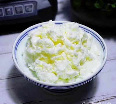 芒果酸奶刨冰的做法