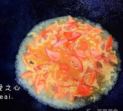 闪电番茄炒蛋盖浇饭