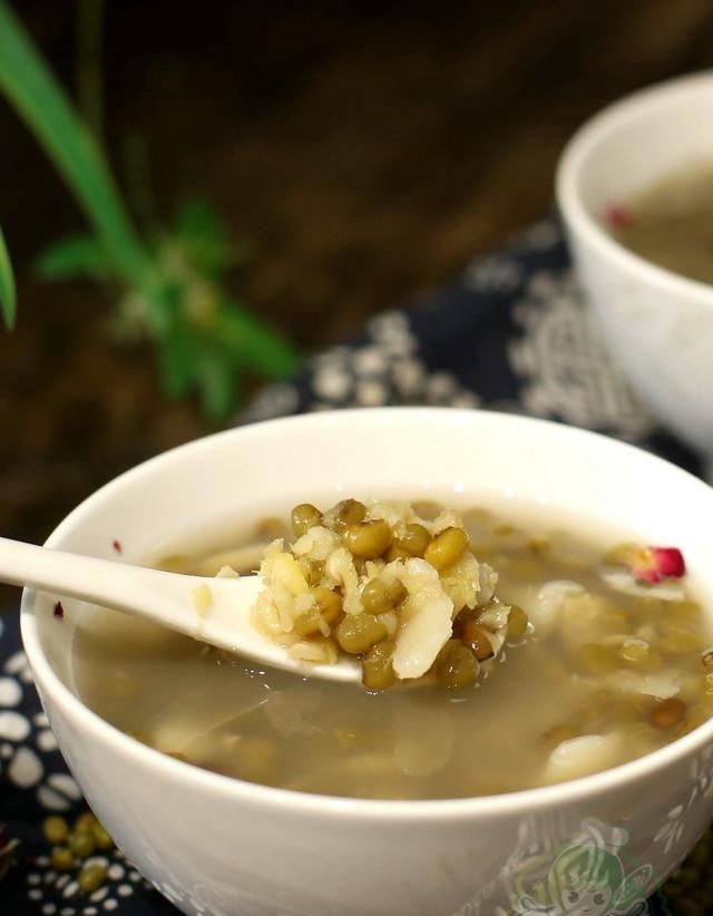 绿豆汤“最正确”做法！到底能不能用铁锅煮？如何10分钟开花？