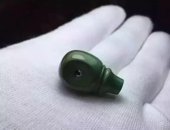 什么样的松石值钱(蜜蜡和松石哪个值钱)图7