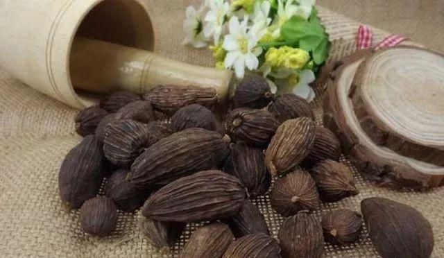吃火锅超上瘾，是因为底料里加了罂粟壳吗？