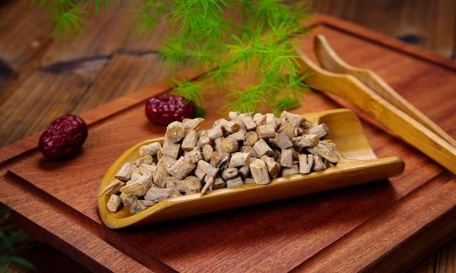 四肢麻木，肢体屈伸不利？送你一味天麻，息内风，祛外风