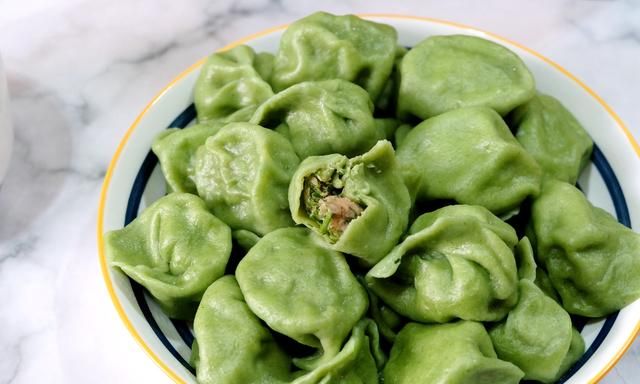 冬至到，吃水饺！有钱没钱，饺子都要有一盘，北方习俗不能丢