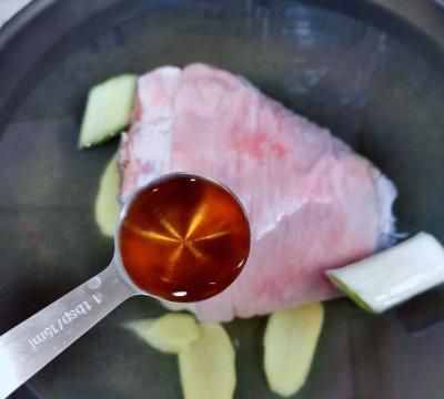 这道红润软烂，酱香大肘子，一周吃六次都嫌少