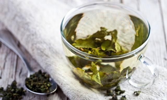 绿茶可能不养生，反而伤肝？喝茶到底是好还是坏？