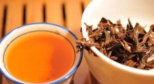 经常喝红茶好处多多！专家：饮茶不能不懂这三件事，不然可能伤身