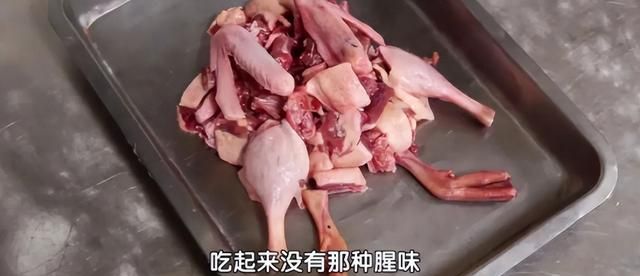 夏吃牛羊肉不如吃鸭肉！滋养五脏，保护血管！多做一步，脂肪还能少一半