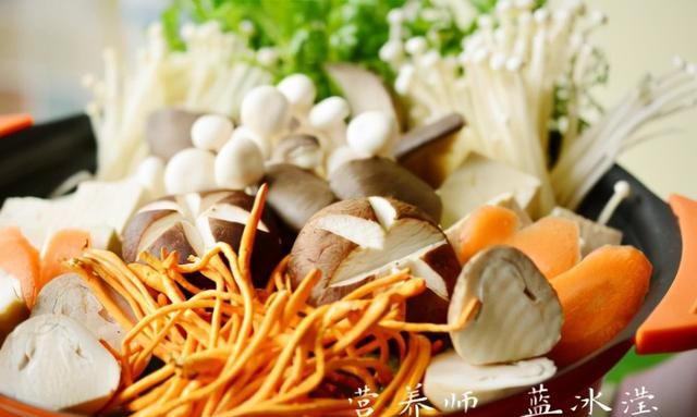 冬季菌类超养人，一招让孩子轻松吃出抵抗力
