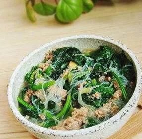 菠菜炒粉丝的做法是什么?有哪些烹饪技巧分享图2