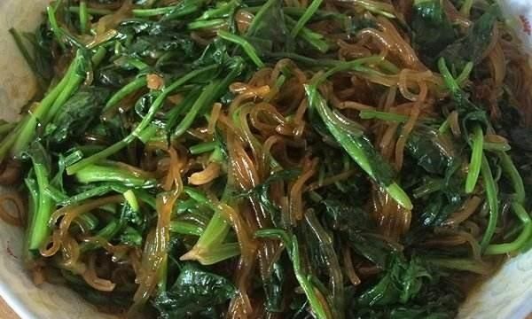 菠菜炒粉丝的做法是什么?有哪些烹饪技巧分享图6
