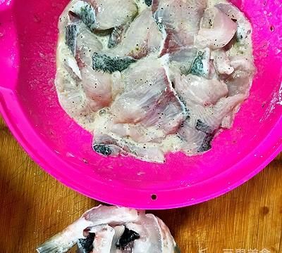 麻辣鱼火锅的做法