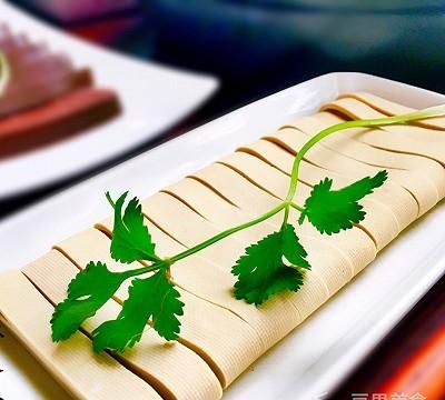 麻辣鱼火锅的做法