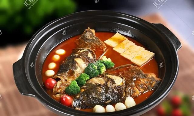 【香料和美食的秘密15】勾魂砂锅鱼头，原来只需要一种辣椒酱