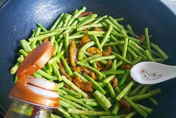 牛肉炒豆角丝怎么做,土豆牛肉豆角丝炖菜图10