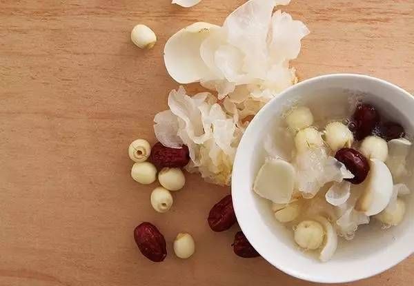 中医药专家讲解百合药食同源图3