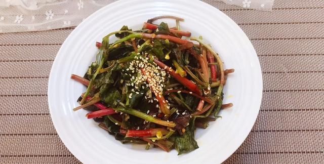 风寒感冒，大妈自制一饮一粥一菜治愈
