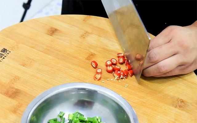 厨师长分享清蒸“豆豉排骨”，软烂入味，豆豉味浓，值得收藏