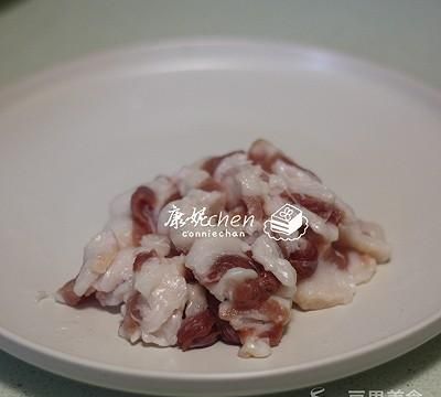 花菜炒五花肉的做法