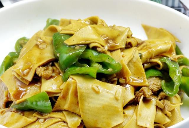 东北人的年夜饭菜谱，12道特色东北菜，每道菜都是东北人的最爱