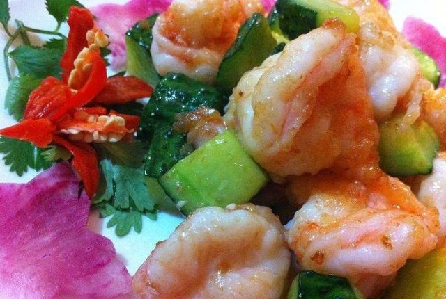虾仁拌黄瓜怎么做(拌黄瓜虾仁的配料)图1
