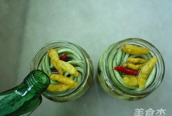 酸豆角怎样腌制,农家腌制酸豆角图18