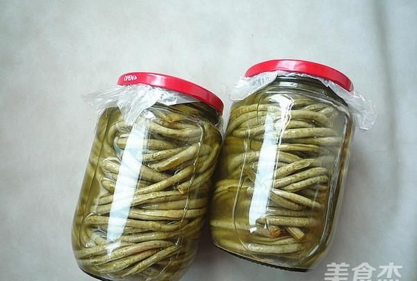 酸豆角怎样腌制,农家腌制酸豆角图20