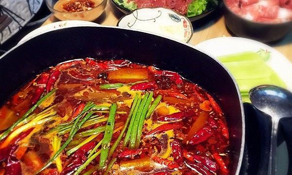 火锅红油怎么做,怎么拉火锅红油图1