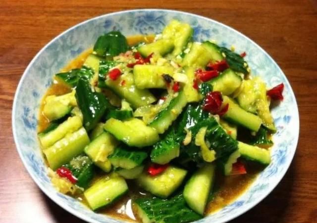 拍黄瓜～蒜蓉黄瓜
