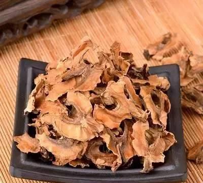 我们随手丢掉“救命药”，再到医院买药吃！一杯茶降掉“三高”！