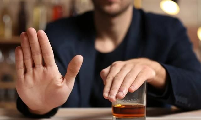 茶、蜂蜜水、海带汤 究竟谁才是解酒良方？