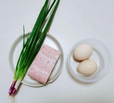 迷倒全家的5分钟快手菜～午餐肉炒鸡蛋，真心好吃