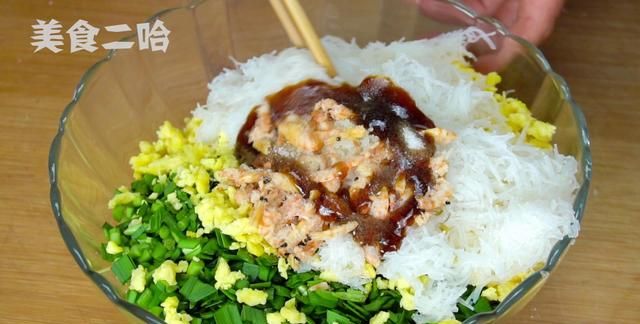 天冷了，6道热乎乎的菜饼学起来，皮薄馅多能量满，早餐照做就行