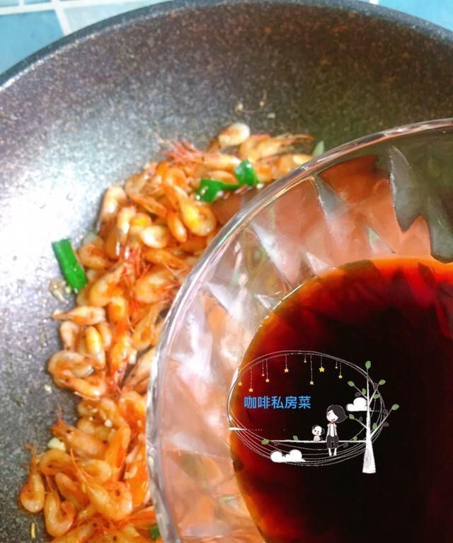 韭菜炒河虾怎么做好吃图6