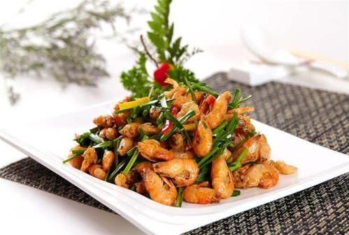 韭菜炒河虾怎么做好吃图13