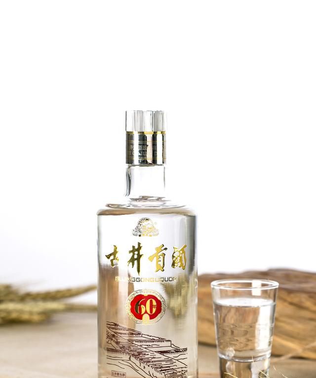 老“8大名酒”是哪8种？多数人只知道五六种，后面4种有人常记错