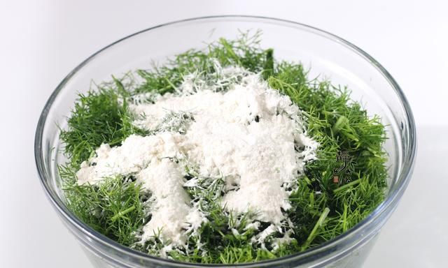 茴香别总包饺子了，上锅蒸8分钟，是菜又是饭，比饺子还香