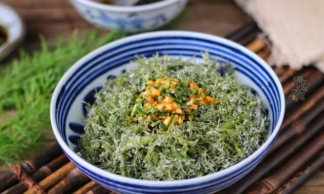 茴香别总包饺子了，上锅蒸8分钟，是菜又是饭，比饺子还香