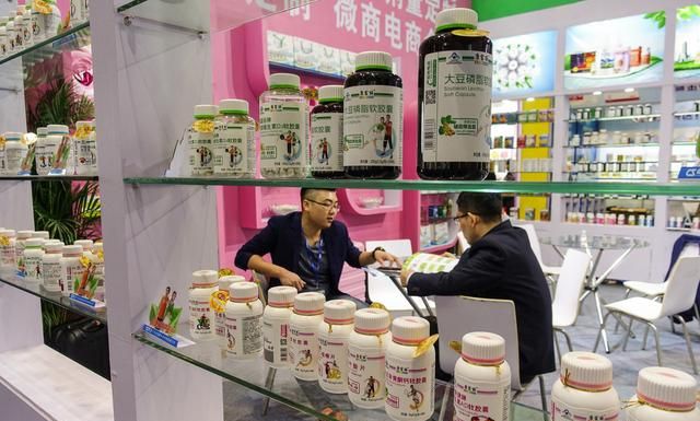 鱼油称“液体黄金”，能保护心血管，和鱼肝油、大豆磷脂比哪种好