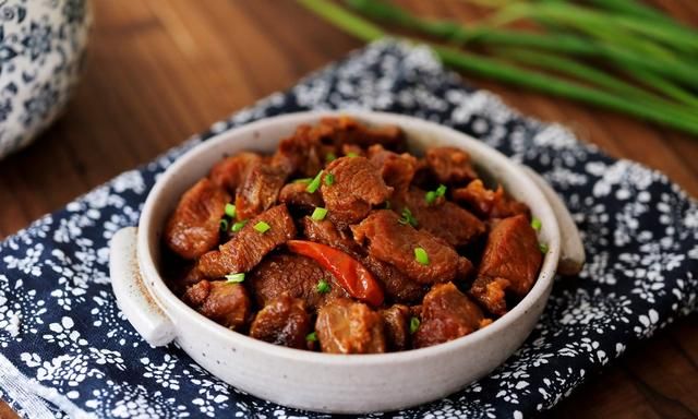 这样做出来的「红烧羊肉」味道真的太好吃了，附配方+做法