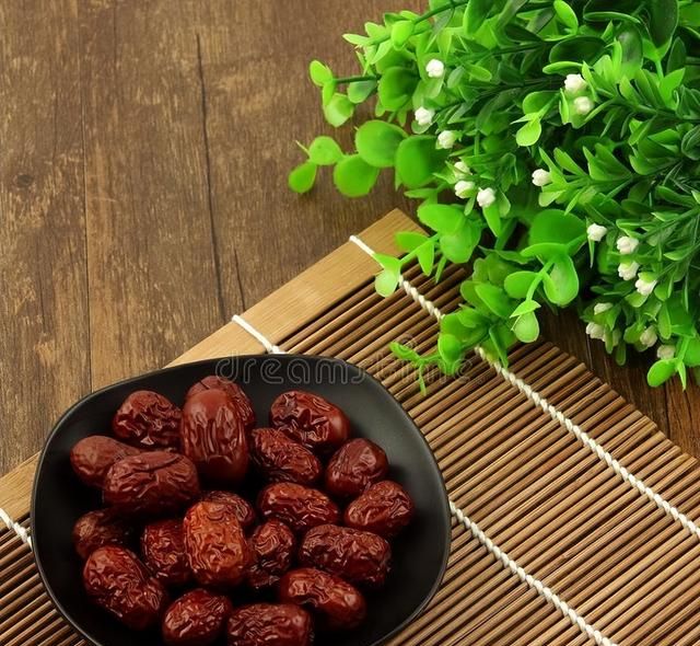 “红枣茵陈汤，肝病好单方”，中药闻名汤剂，一文说清楚
