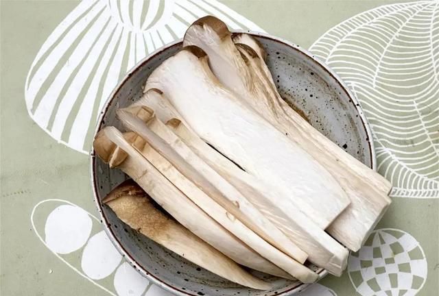 杏鲍菇的神仙吃法，比红烧肉还好吃