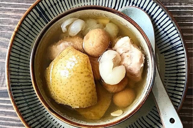 “秋后一碗汤，不劳医生帮”，给家人喝这10道汤，暖身开胃去秋燥