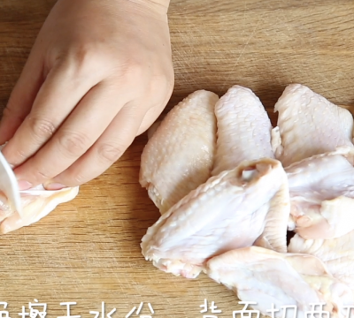 微波炉红酒鸡翅（夏天不开火系列）