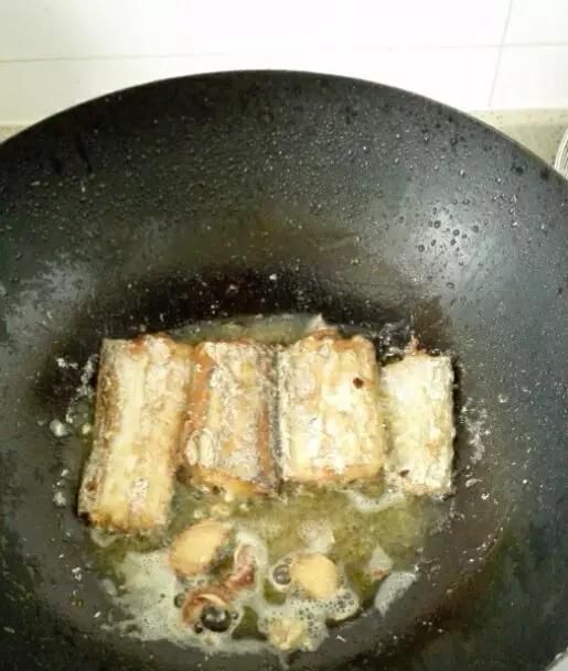 M厨美食｜滋阴养肝的干烧带鱼
