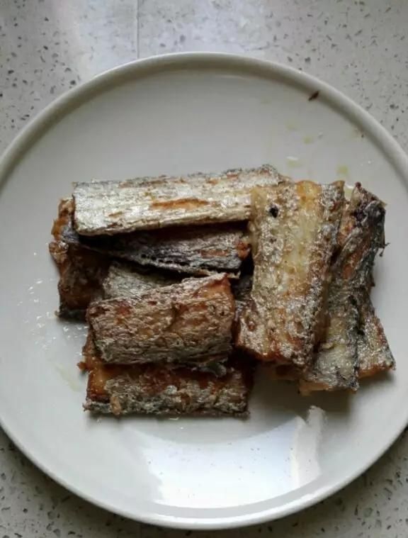 M厨美食｜滋阴养肝的干烧带鱼