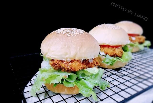 超松软香酥鸡腿汉堡包(汉堡胚+炸鸡腿超详细步骤)