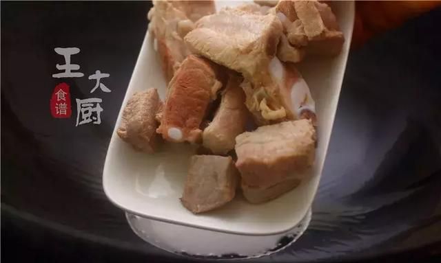 传说中的豆腐乳烧排骨，原来是这么做的