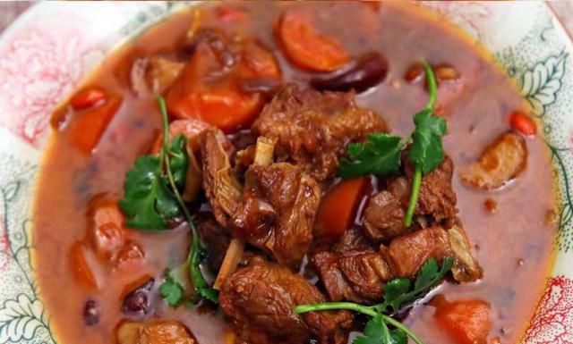 羊肉怎么做才好吃？教你10种羊肉的家常做法，营养美味解馋又滋补