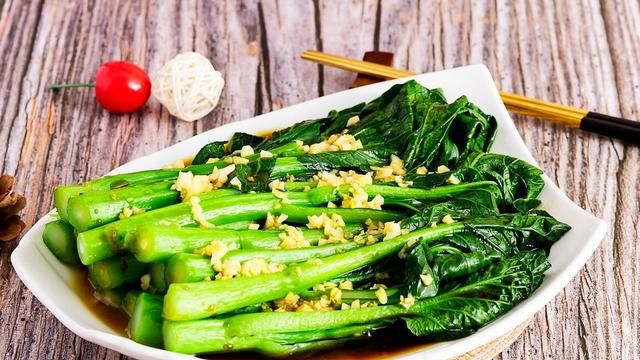 过年期间吃太腻，教你4道粤菜，白灼清蒸都有，吃着鲜美还解腻